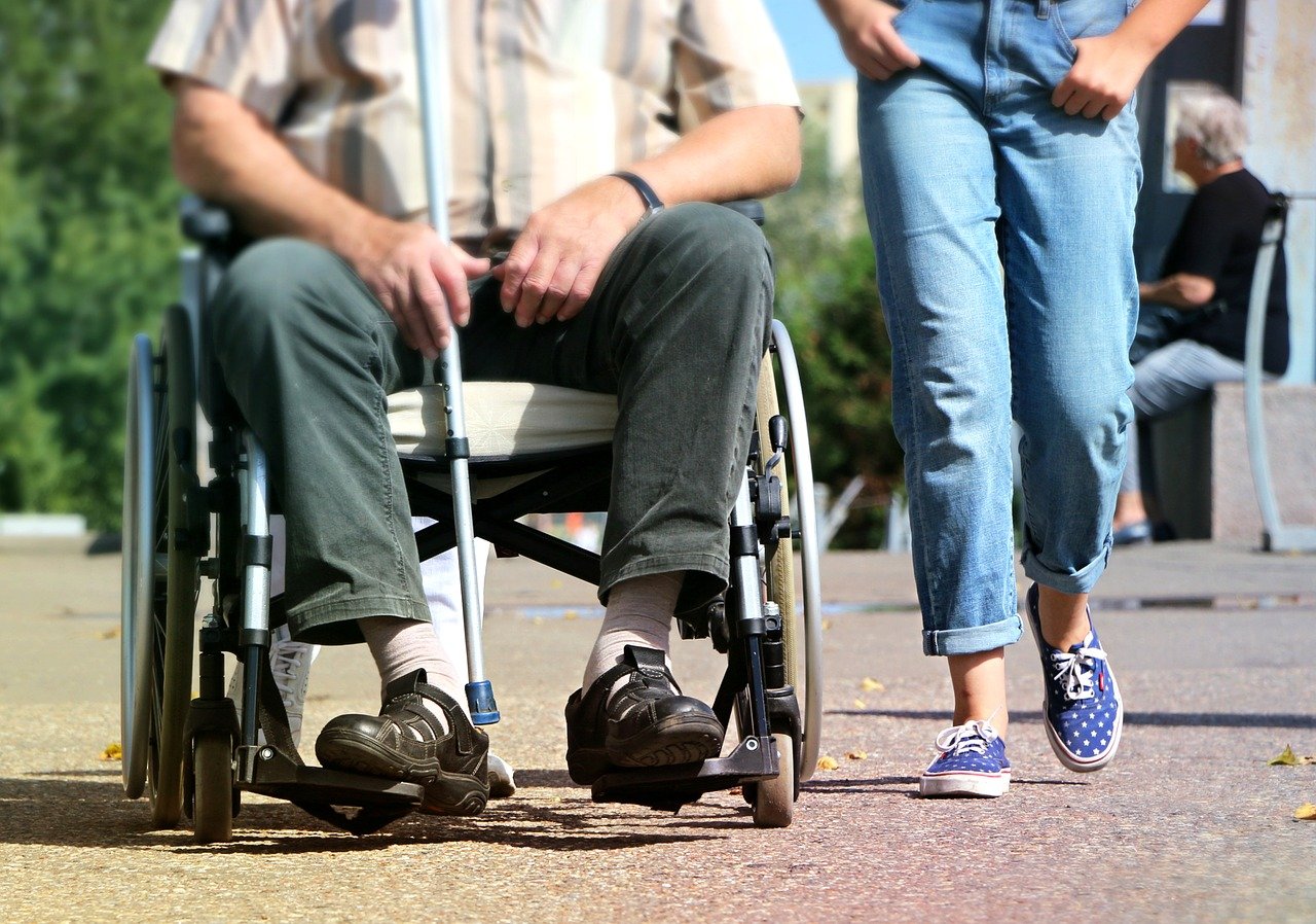 initiatives en faveur des voyageurs handicapés